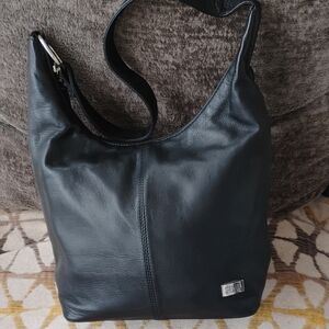 Pelle Studio Wilson Black Leather Shoulder Bag